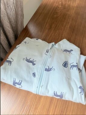Pekkle - 24 months - Light Blue Zip-Up Baby Onesie with Navy Cat Print